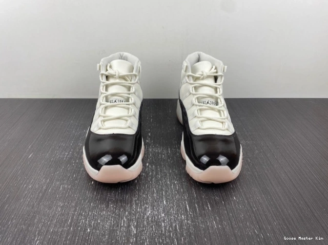 11 Jordan AR0715-101 Air Neapolitan 0519